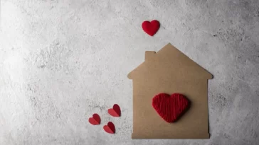 Küçük Alanlar, Büyük Hayaller