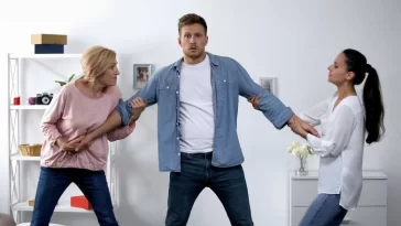 Sence Kaynanayı Kaynar Kazana mı Atmalı?